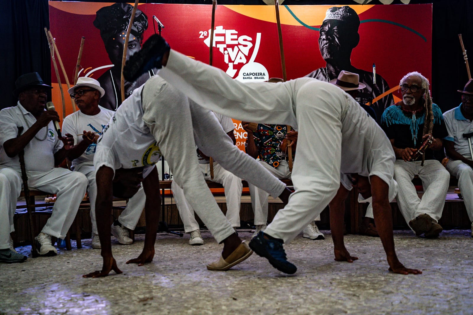 RODA DO SÉCULO ENCERRA 2⁰ EDIÇÃO DO FESTIVAL DE CAPOEIRA E IMORTALIZA LEGADO DOS MESTRES GRIÔS