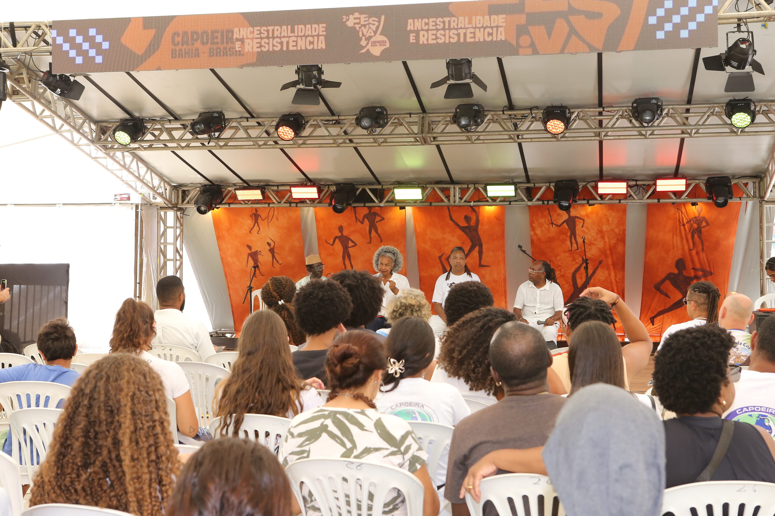 Roda de Conversa “O Futuro é Ancestral” abre o segundo dia do Festival de Capoeira