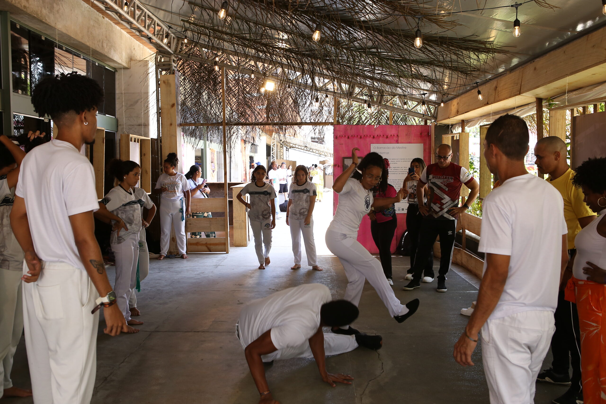 Oficinas e Vivências com griôs atraem a juventute no Festival de Capoeira