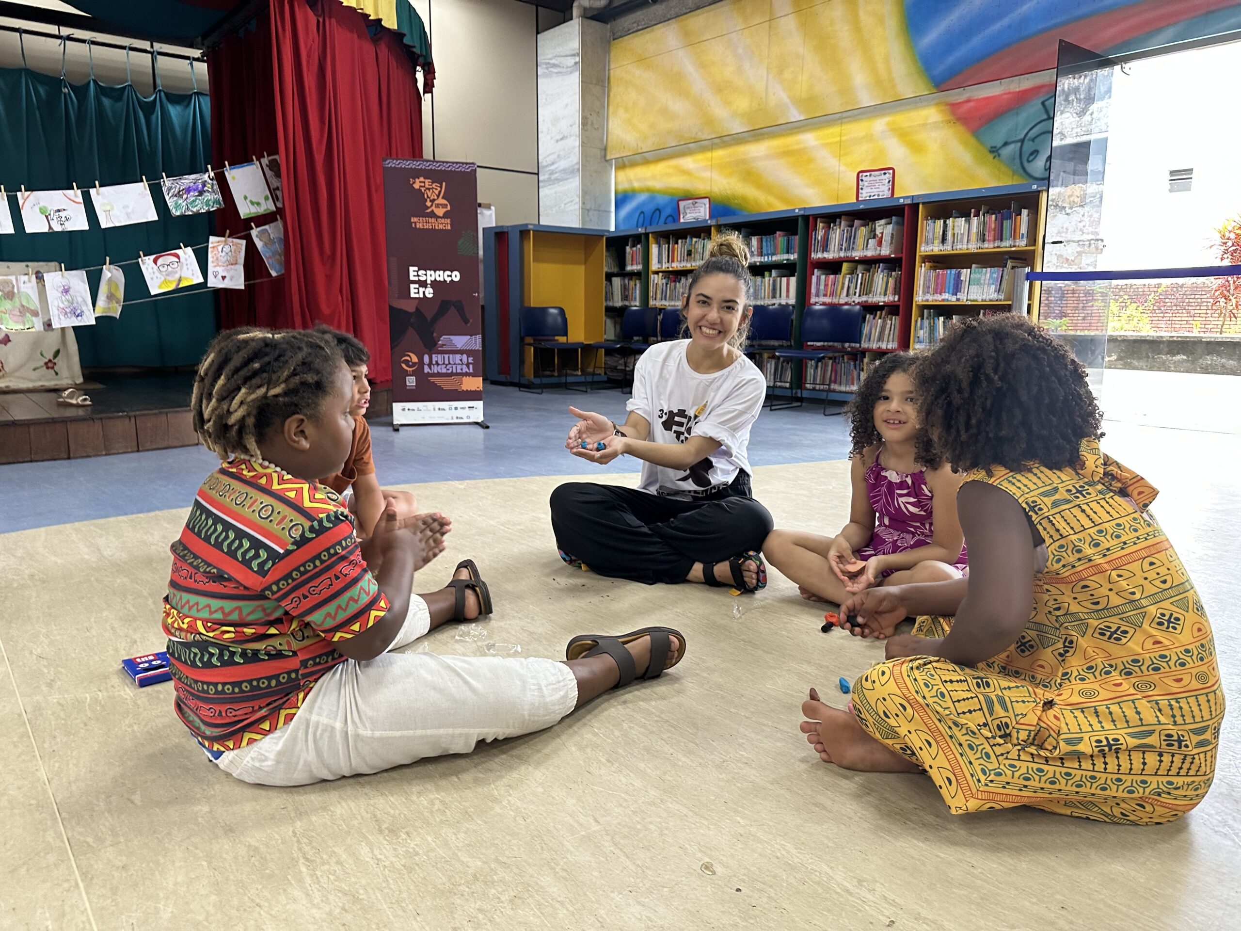 Espaço Erê leva lazer e ludicidade para as crianças no Festival de Capoeira